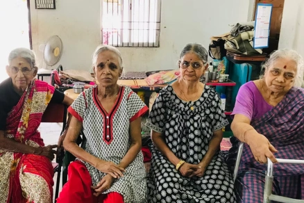 Old Age Home In Vandalur